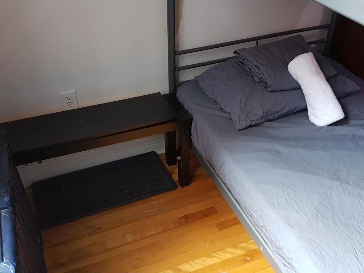 モントリオール Pied-A-Terre Mont-Royalホステル エクステリア 写真